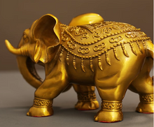 Extra large copper elephant, brass foyer, wealth position, elephant desktop decoration, a pair of copper elephants, living room, water absorbing elephant crafts